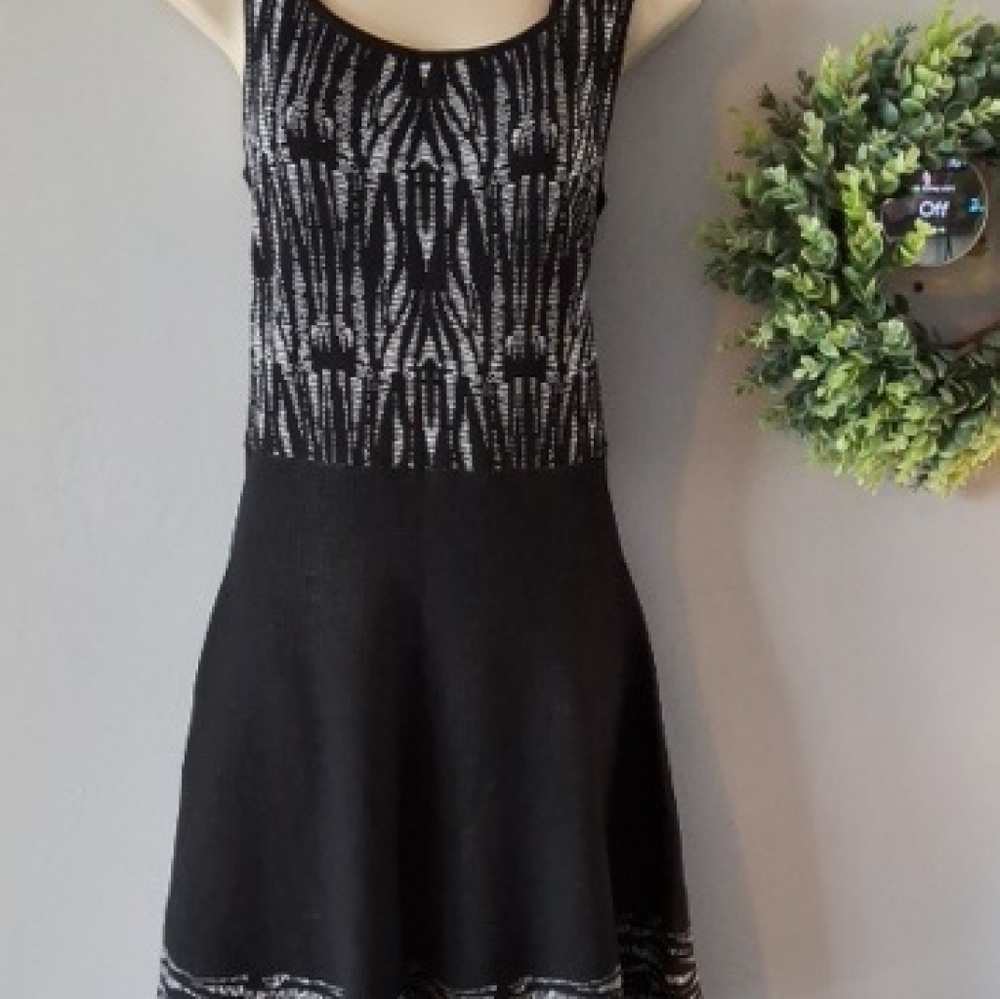 Catherine Black and White Patterned Women's Dress 26